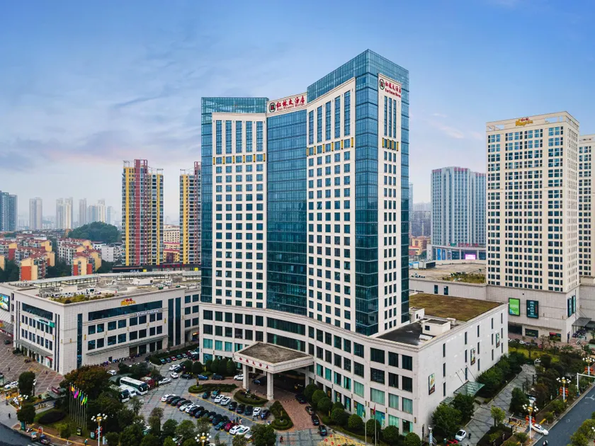 Red Forest Hotel - Image 1