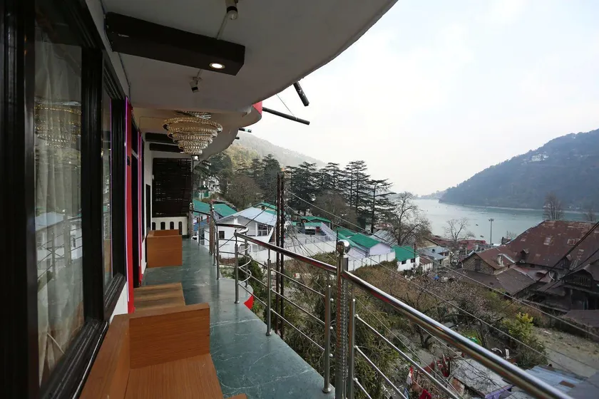 8077 Hotel Madhuban - Image 1