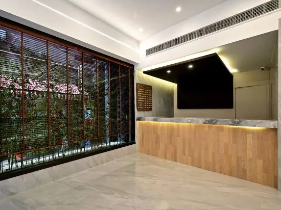 Micro Apple Esports Hotel (Intime Store) - Image 1