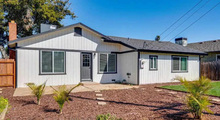 Pet-Friendly Rental, Fenced Yard in Rancho Cordova - Image 1
