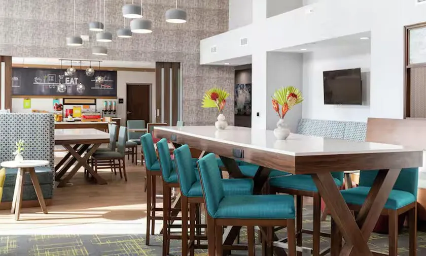 Hampton Inn & Suites by Hilton Indianapolis South Greenwood - Image 1