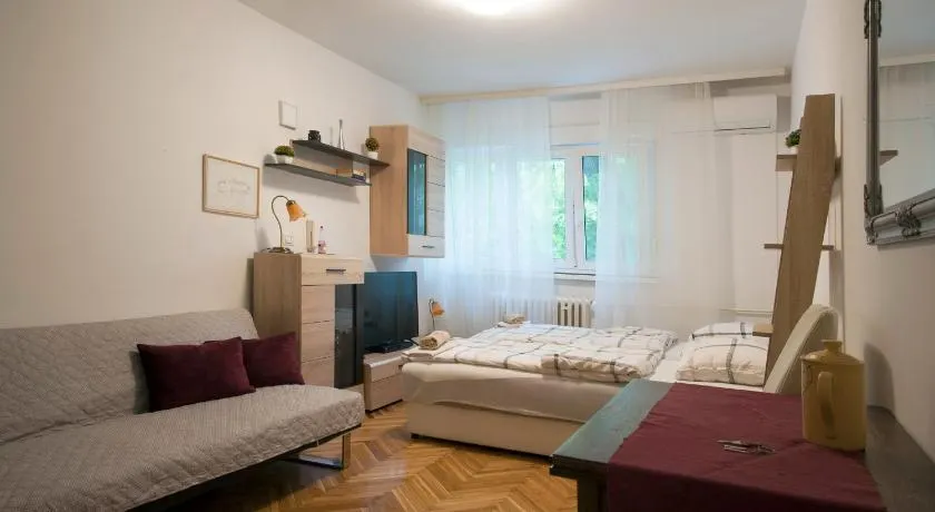 Studio Apartment Vijenac - Image 1