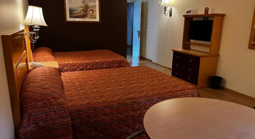 Hotel Oliver Inn Toluca - Image 1