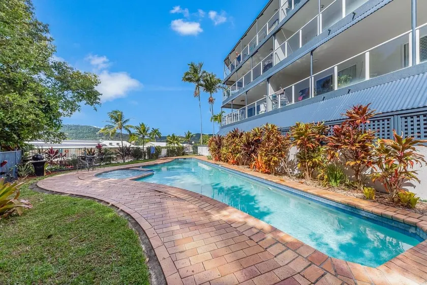 2BR Whitsundays Oasis w/ Ocean Views - Image 1