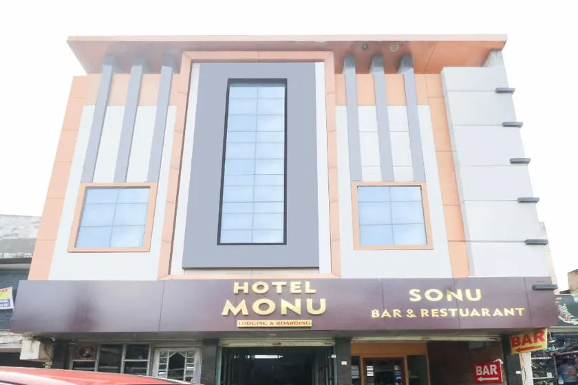 SPOT ON Hotel Monu - Image 1