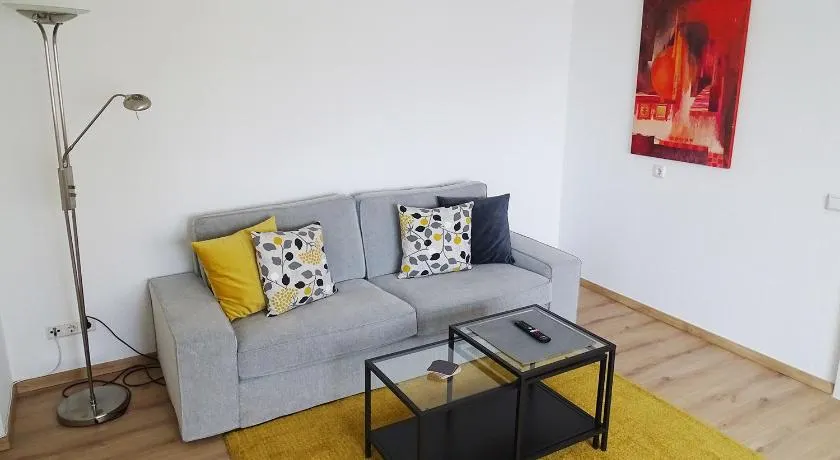 cozy 3 room Apartment - Image 1