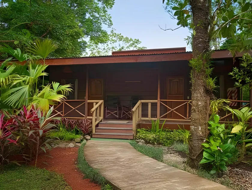 Pachira Lodge - Image 1