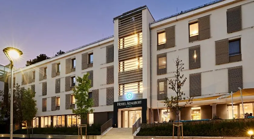 Hotel Adalbert Szent Tamás ház - Image 1