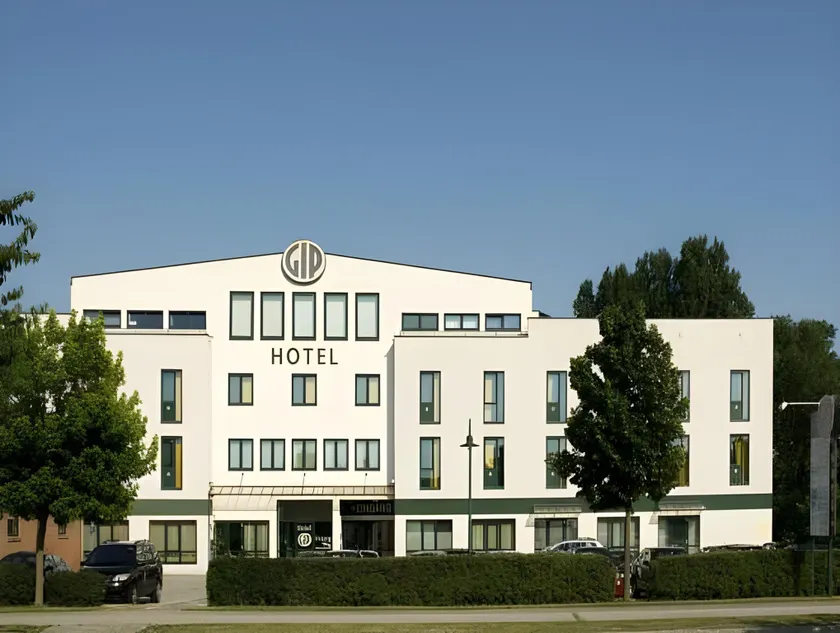 Hotel GIP - Image 1