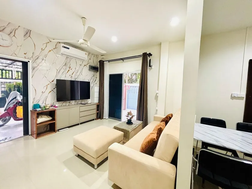 Warm House Thawi Watthana,BKK - Image 1