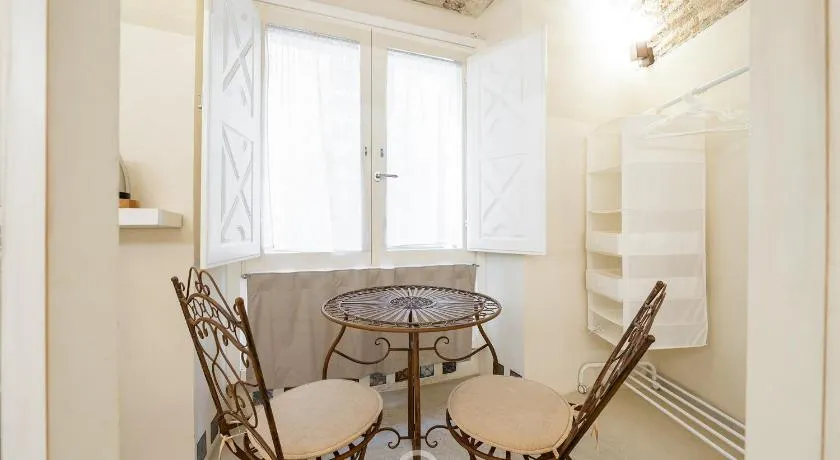 Estay - Amo Castle Rooms - Image 1