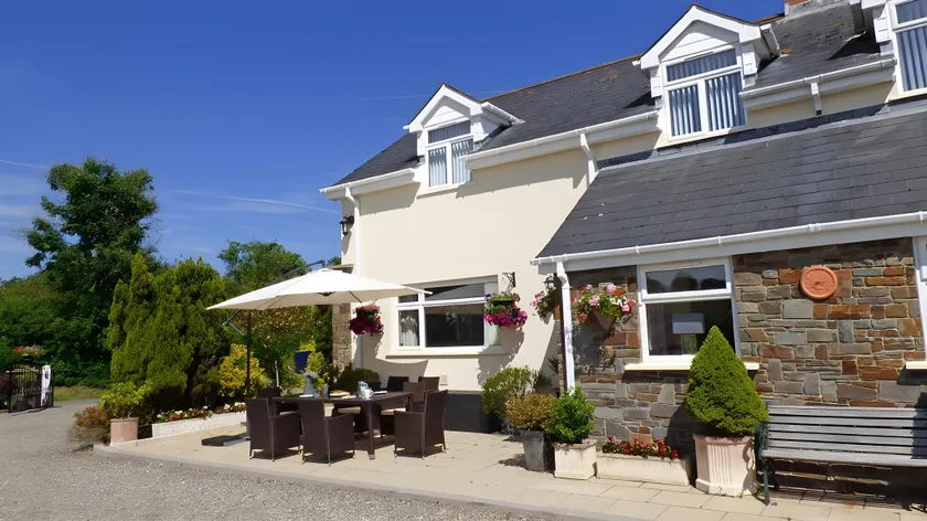 Clayford Cottage - Image 1
