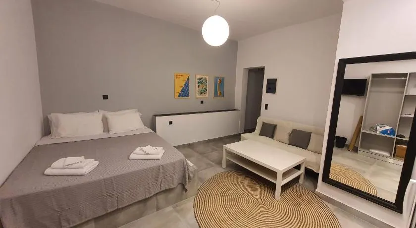 Lefkalia Nikiana Apartments - Image 1