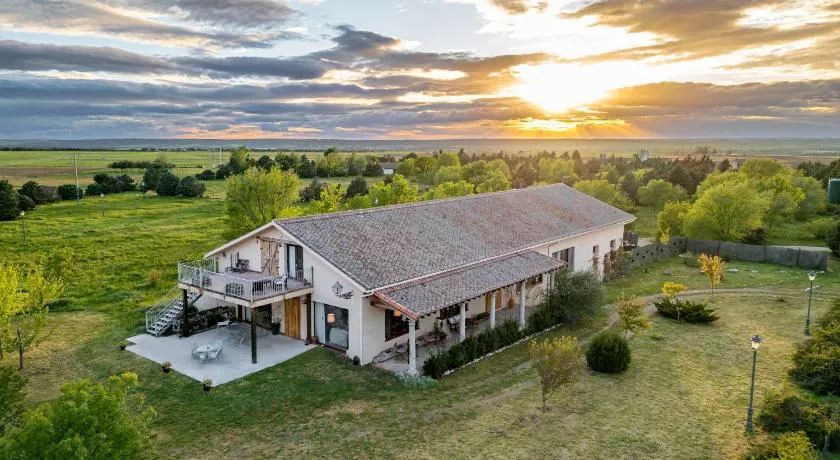 Hotel Rural Costa del Trigo - Image 1