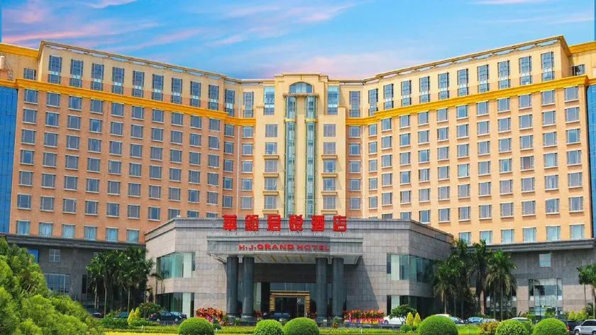 Hj  Grand Hotel - Image 1