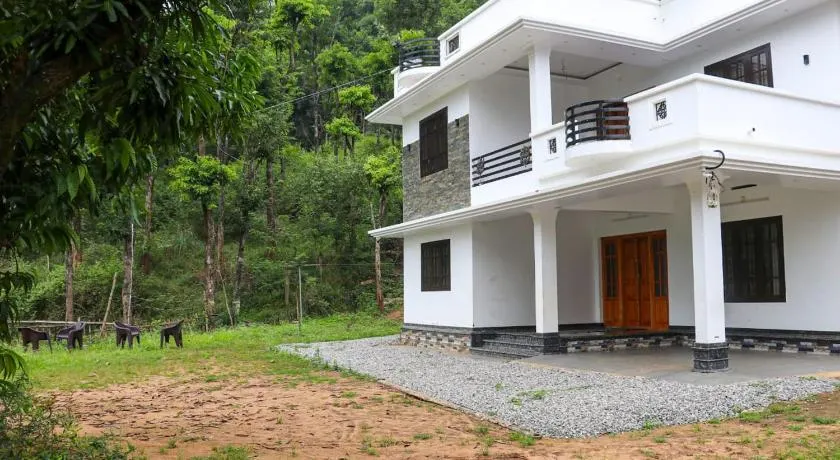 Surya Homestay - Image 1