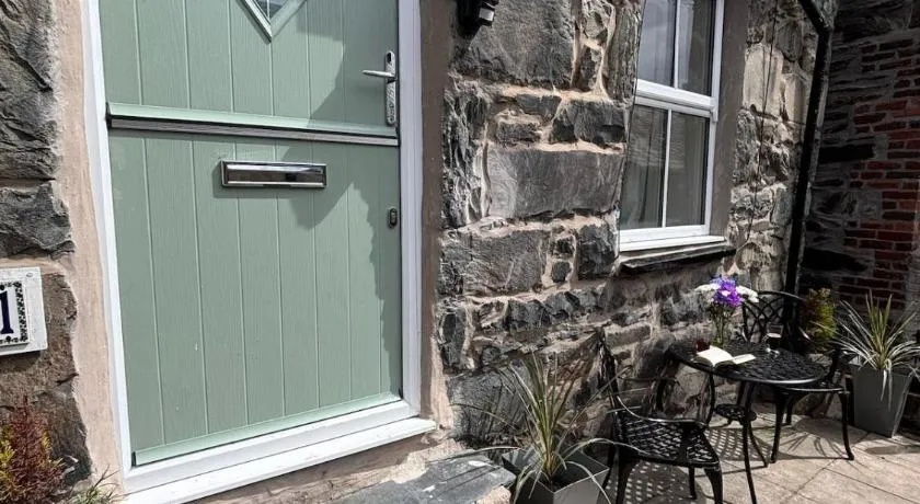 The Cottage on the Rock - Image 1