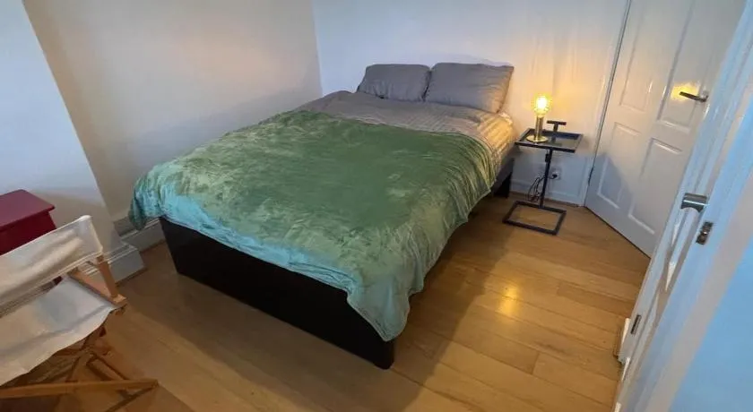 Shoreditch - Hoxton 2 bed flat - Image 1