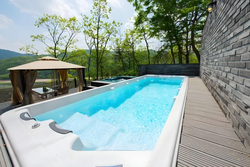 Hongcheon 11914 Private Spa Pool Villa - Image 1