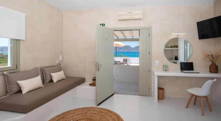 Moustakas Beach Apartments - Image 1