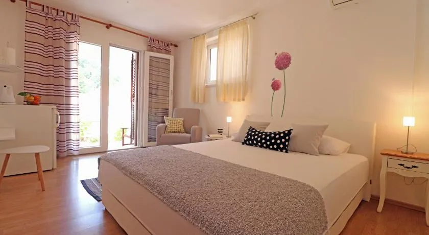 Guesthouse Korkyra Sun - Image 1