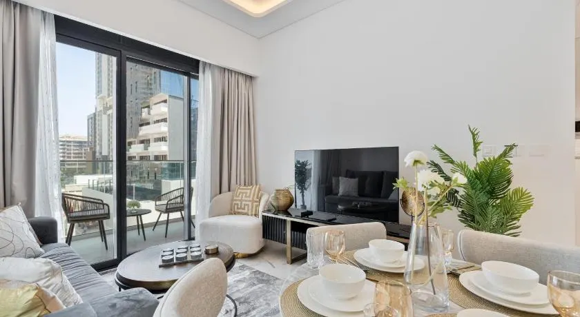 Heaven Crest 1BR City View with Balcony Azizi Riviera - Image 1
