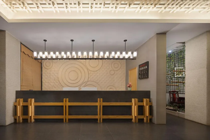 Jianjing Hotel (Yueyang Nanhu Square) - Image 1