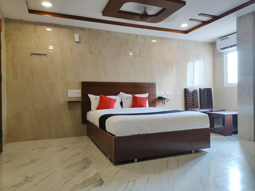 HOTEL GRAND INN - Image 1