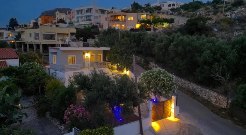 Plaka House - Image 1