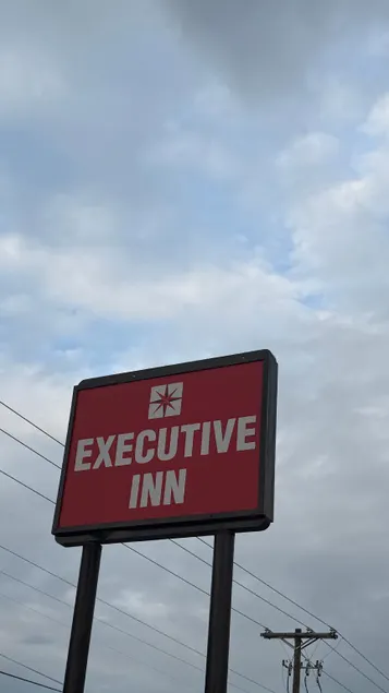 Executive Inn - Image 1
