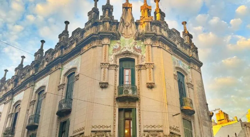 High Hostel Rosario - Image 1