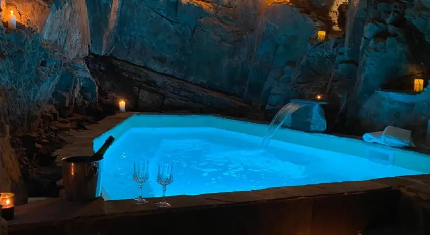 La Casa Medievale Suites e SPA - Image 1