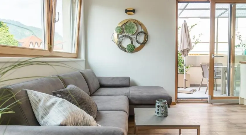 Ferienwohnung mit Garage, Fahrradraum und sehr großer sonnenverwöhnten Terrasse - Image 1