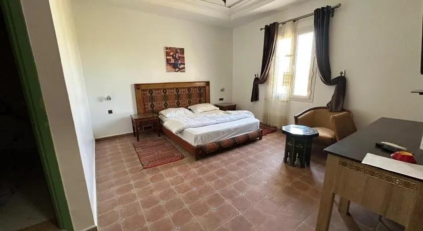 Isly Golf Hotel - Image 1