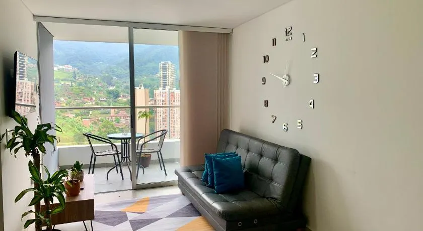 CE20 Excepcional Apartamento Piscina y parqueadero - Image 1