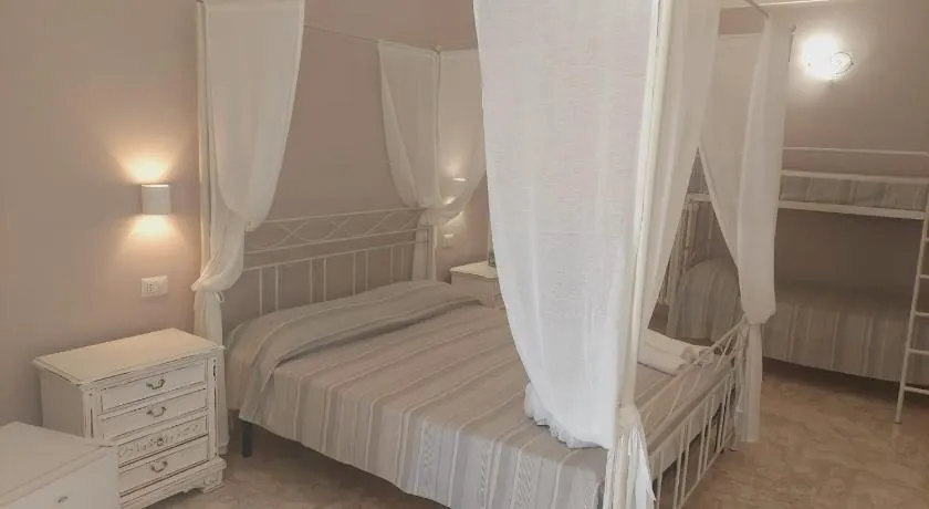 Palazzo Mosca - Image 1