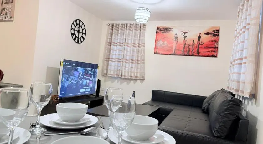 Hereford Stays Apartment 8 with Free Parking & WiFi - Image 1
