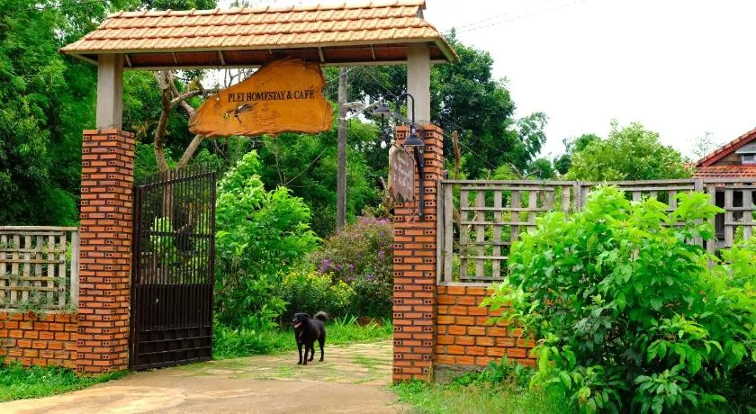 Plei Homestay & Café - Image 1