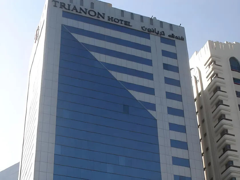 TRIANON ROYAL HOTEL - Image 1