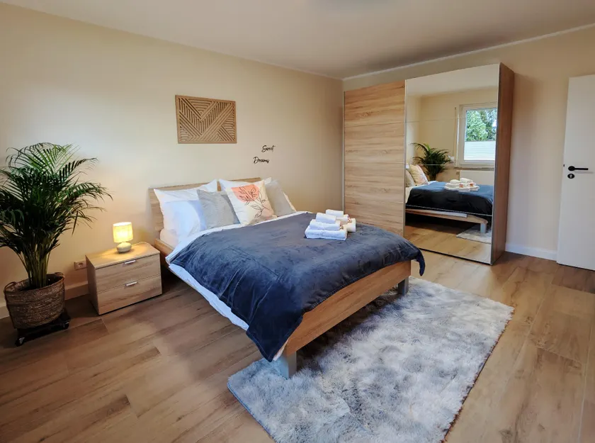 City apartment with flair - Image 1