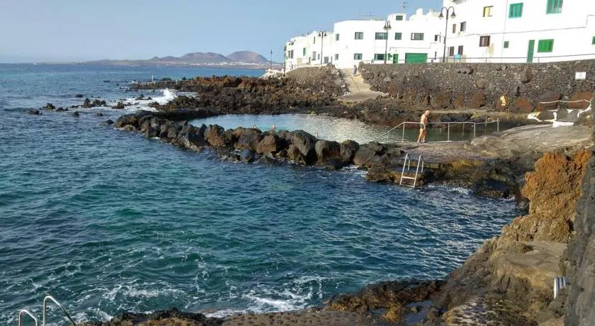 Apto Punta Mujeres LAS ROSAS - Image 1
