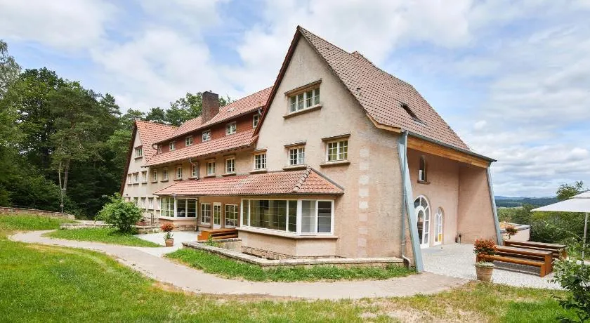 Tagungshotel Wiesenhaus - Image 1
