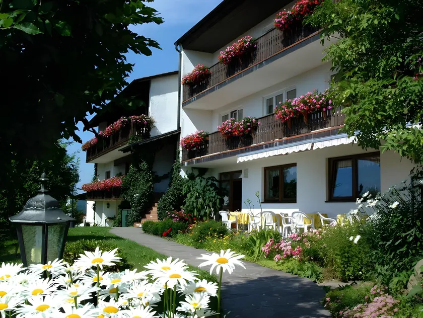 Marias Pension - Image 1