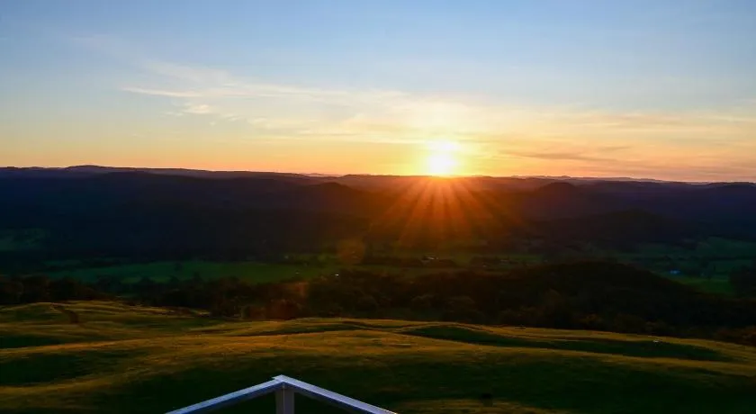 Elevation652 at Mt Bellevue in King Valley - Image 1