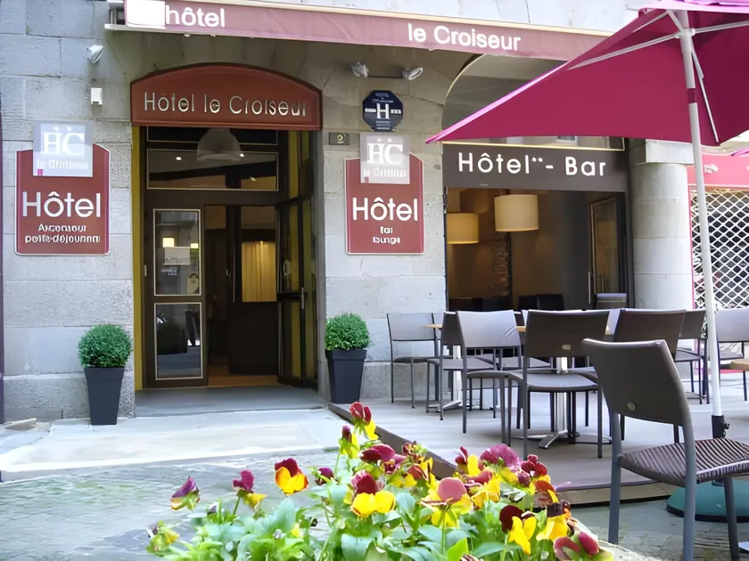 Hotel Le Croiseur Ginette  - Image 1