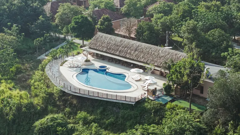 Alagon Ecolodge Nam Cat Tien - Image 1