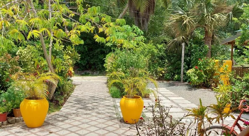 Chez Mera Self Catering - Image 1