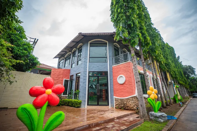 Sa-Bai-Buri - Image 1