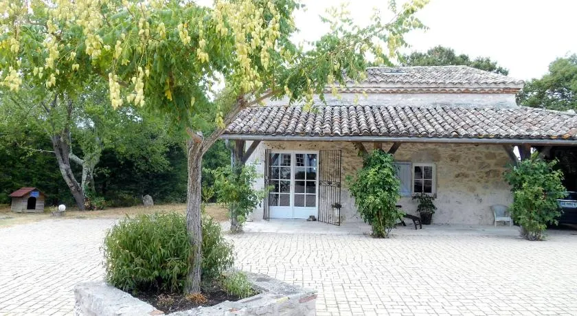 Le Colombier - Image 1
