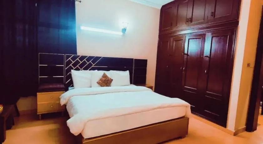 Urban Suites - Image 1
